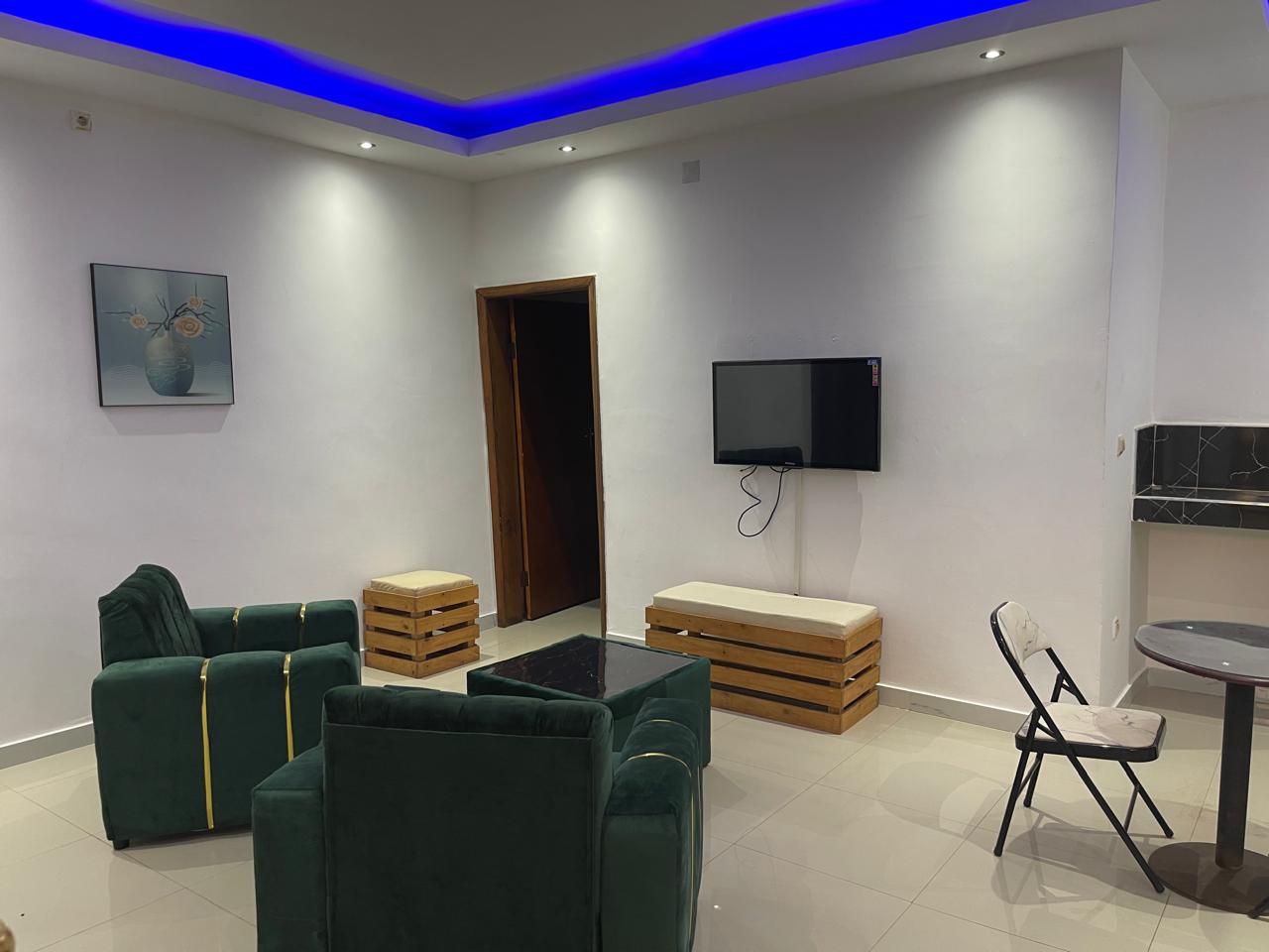 Lounge com kitchenette